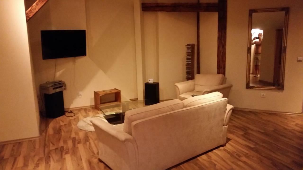 דירות Apartament Central אורדאה מראה חיצוני תמונה