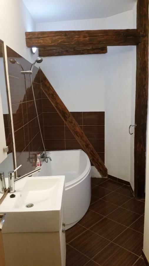 דירות Apartament Central אורדאה מראה חיצוני תמונה